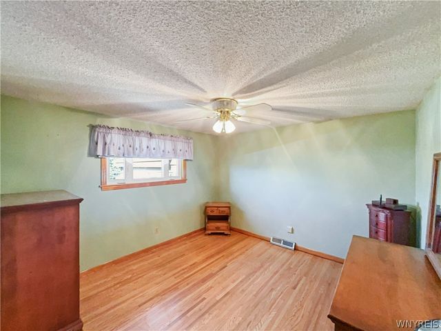 86 Jane Drive, Cheektowaga, NY 14227