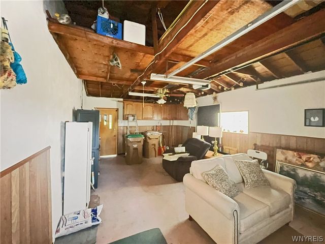 86 Jane Drive, Cheektowaga, NY 14227