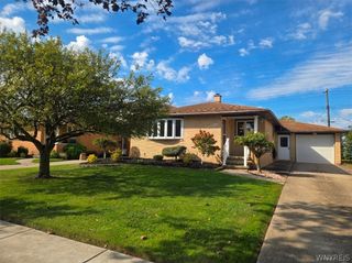 86 Jane Drive, Cheektowaga, NY 14227
