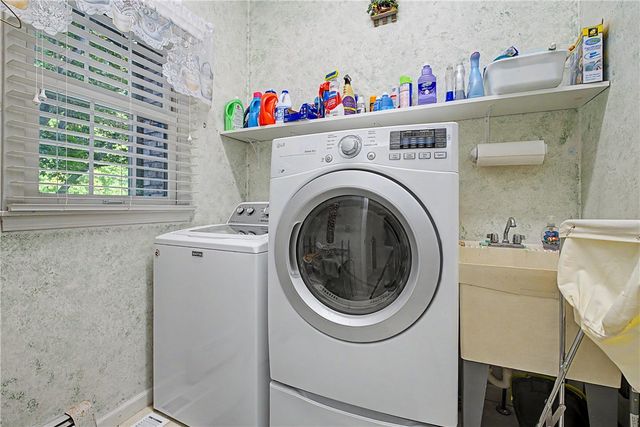 3845 W Eva Circle, Springfield, OH 45504