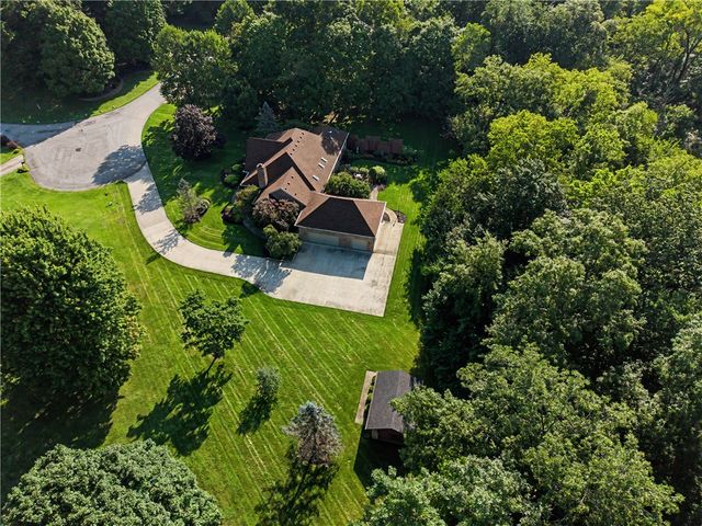 3845 W Eva Circle, Springfield, OH 45504