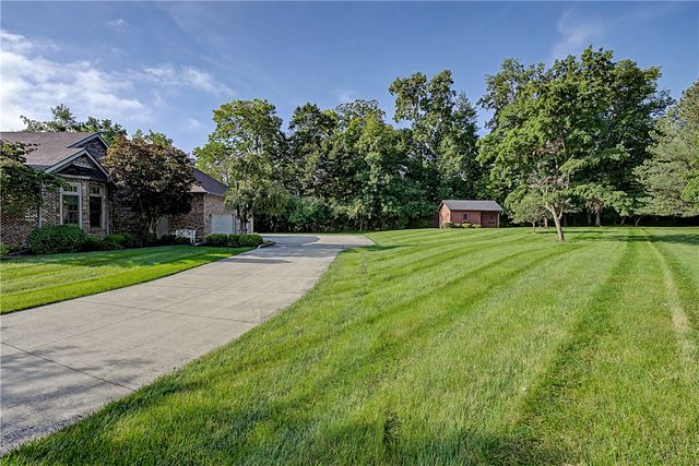 3845 W Eva Circle, Springfield, OH 45504