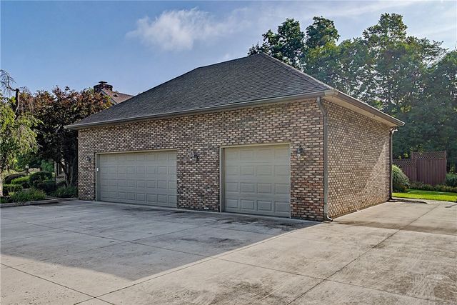 3845 W Eva Circle, Springfield, OH 45504