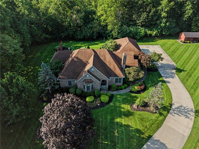 3845 W Eva Circle, Springfield, OH 45504