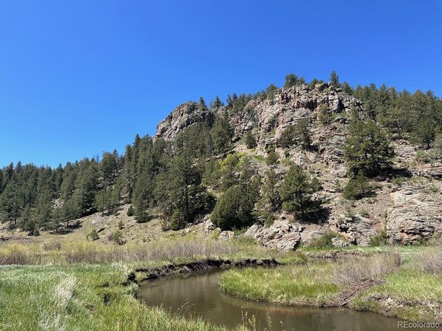 1840 Lakemoor Dr, Florissant, CO 80816