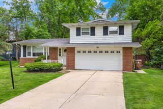 804 W Manor Court, Glenwood, IL 60425