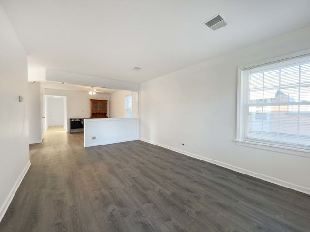 9535 Nerbonne Avenue, Franklin Park, IL 60131