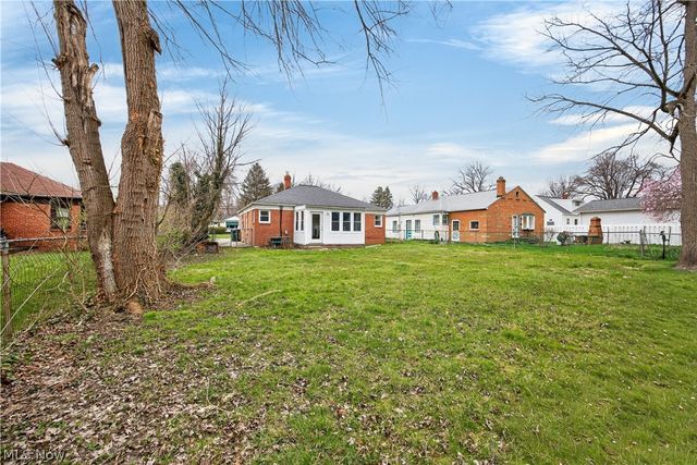 5407 Porter Road, North Olmsted, OH 44070