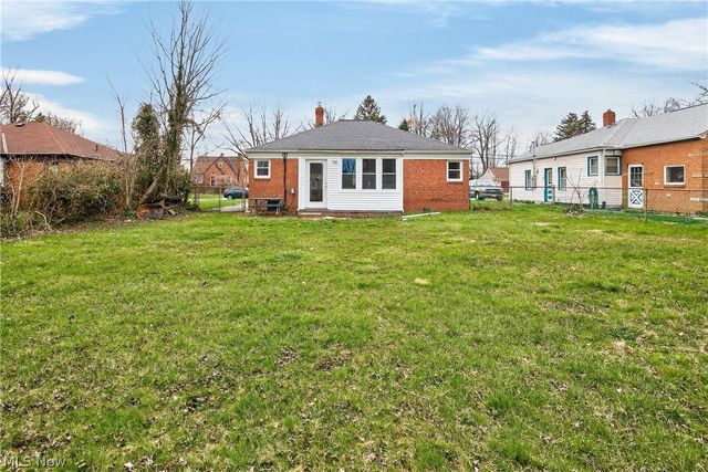 5407 Porter Road, North Olmsted, OH 44070