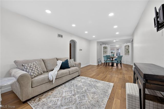 5407 Porter Road, North Olmsted, OH 44070