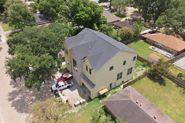 2202 Wilde Rock Way, Houston, TX 77018