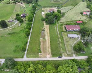55 Little Chuckey Cutoff, Mosheim, TN 37818
