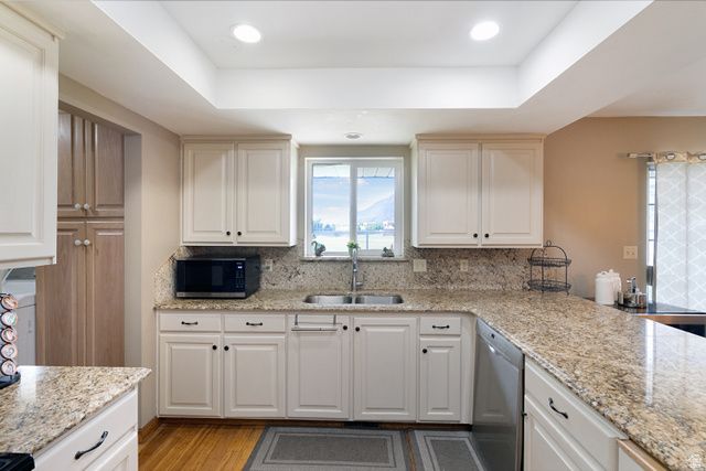 1228 N GILBERT CIR, Orem, UT 84057