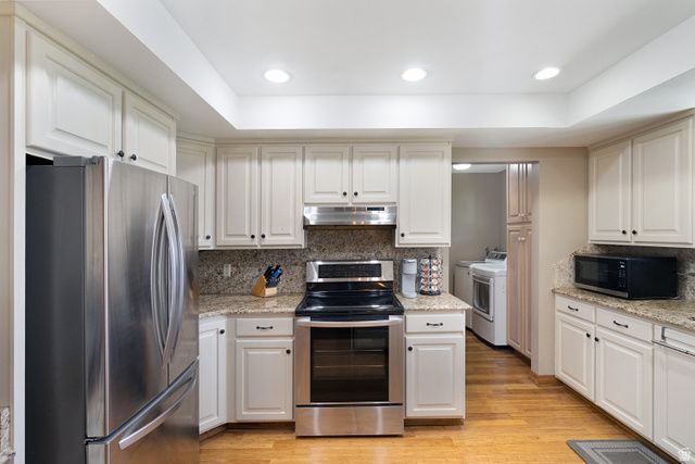 1228 N GILBERT CIR, Orem, UT 84057