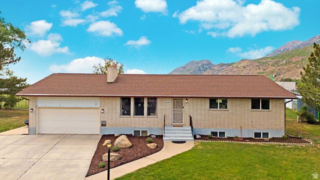 1228 N GILBERT CIR, Orem, UT 84057