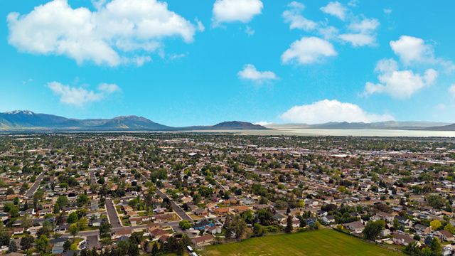 1228 N GILBERT CIR, Orem, UT 84057