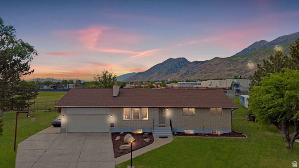 1228 N GILBERT CIR, Orem, UT 84057
