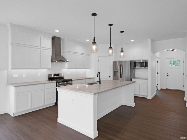 820 Hackberry Court, Frankfort, IN 46041