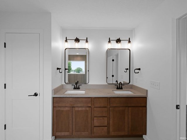 820 Hackberry Court, Frankfort, IN 46041