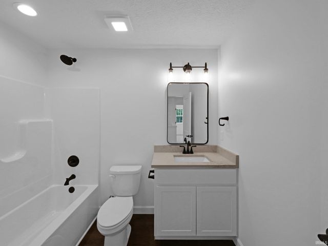 820 Hackberry Court, Frankfort, IN 46041