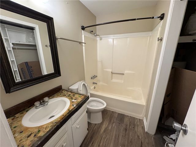 125 Maple Street 101, Pendleton, SC 29670