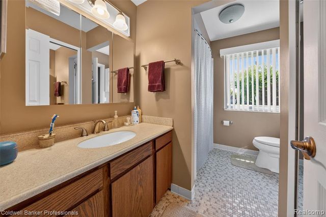 1844 Harwood Drive, Oxford, MI 48371