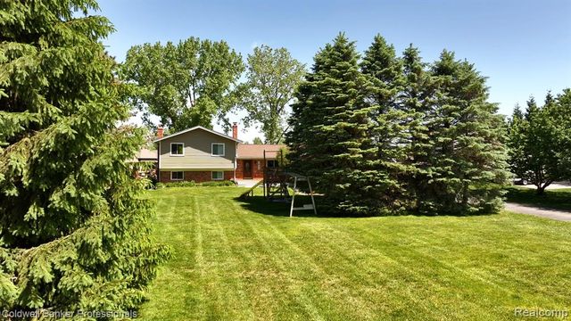 1844 Harwood Drive, Oxford, MI 48371