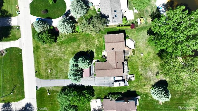 1844 Harwood Drive, Oxford, MI 48371