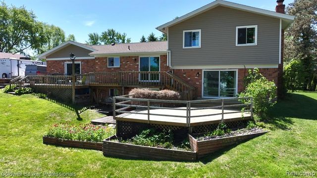 1844 Harwood Drive, Oxford, MI 48371