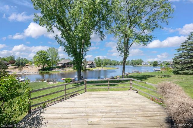 1844 Harwood Drive, Oxford, MI 48371