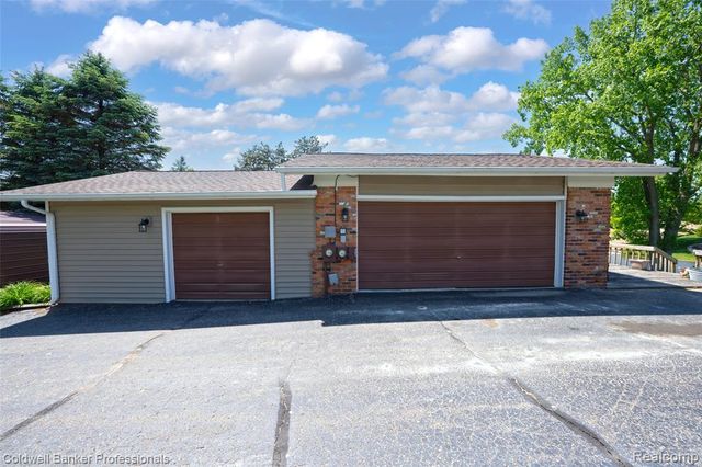 1844 Harwood Drive, Oxford, MI 48371