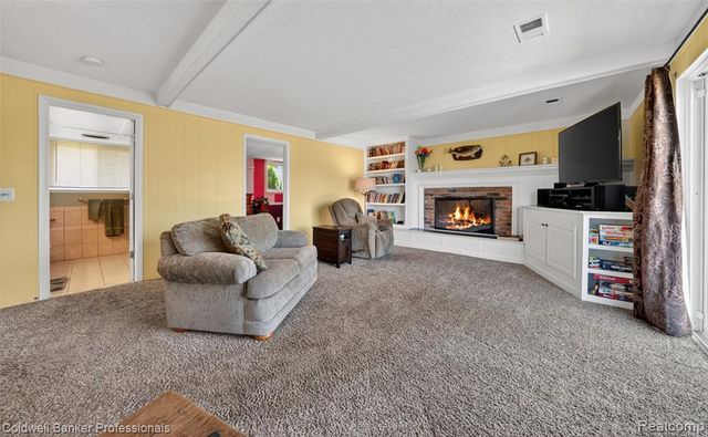 1844 Harwood Drive, Oxford, MI 48371