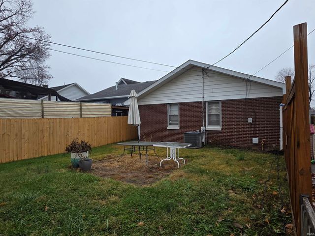 23 N Kelsey Avenue, Evansville, IN 47711