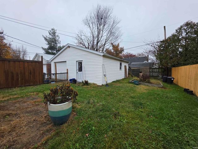 23 N Kelsey Avenue, Evansville, IN 47711