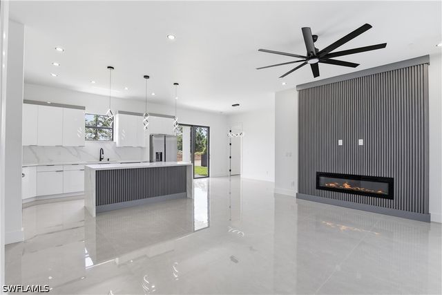 1122 Edelweiss ST E, Lehigh Acres, FL 33974