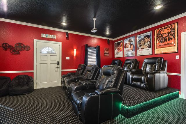 52 Chesswood Court, Lake Jackson, TX 77566