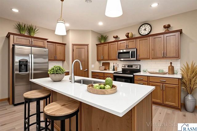 3116 Bassett Drive, Mankato, MN 56001