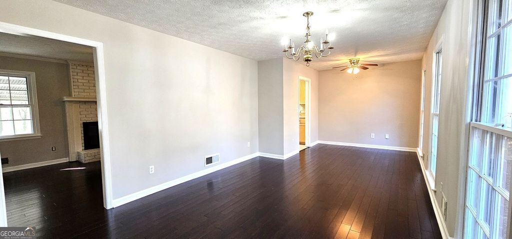 1854 Oak Ridge Way, Lawrenceville, GA 30044