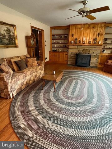 417 MEDFORD LAKES RD, Tabernacle, NJ 08088