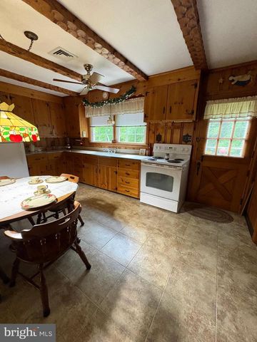417 MEDFORD LAKES RD, Tabernacle, NJ 08088