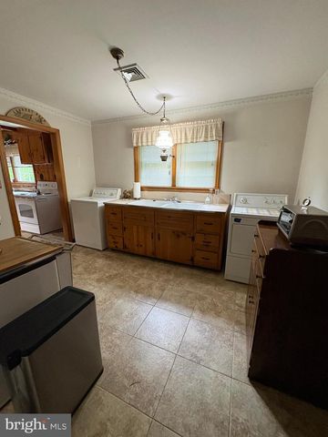 417 MEDFORD LAKES RD, Tabernacle, NJ 08088