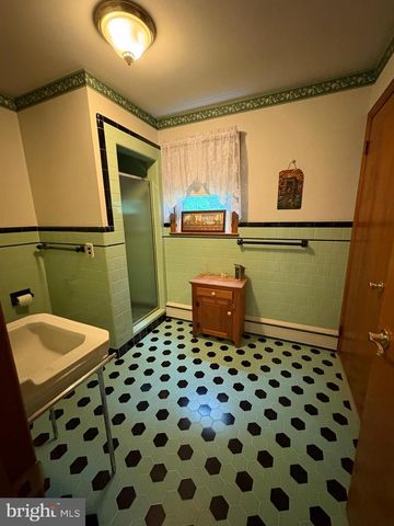 417 MEDFORD LAKES RD, Tabernacle, NJ 08088