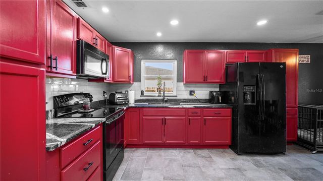 5526 KARAN COURT, Lakeland, FL 33811