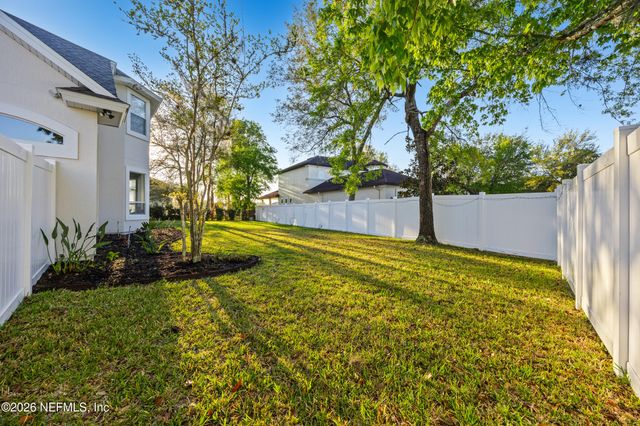 735 E DORCHESTER Drive, St. Johns, FL 32259