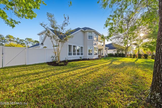 735 E DORCHESTER Drive, St. Johns, FL 32259