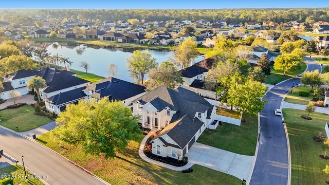 735 E DORCHESTER Drive, St. Johns, FL 32259