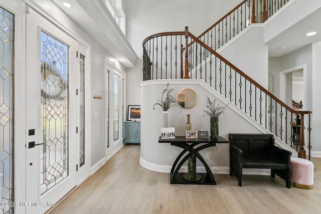 735 E DORCHESTER Drive, St. Johns, FL 32259