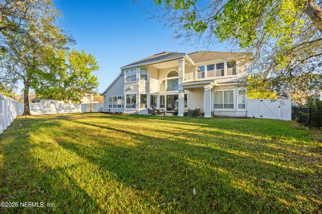 735 E DORCHESTER Drive, St. Johns, FL 32259
