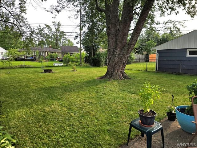 161 Longmeadow Rd, Amherst, NY 14226