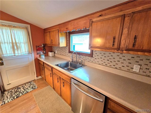 161 Longmeadow Rd, Amherst, NY 14226